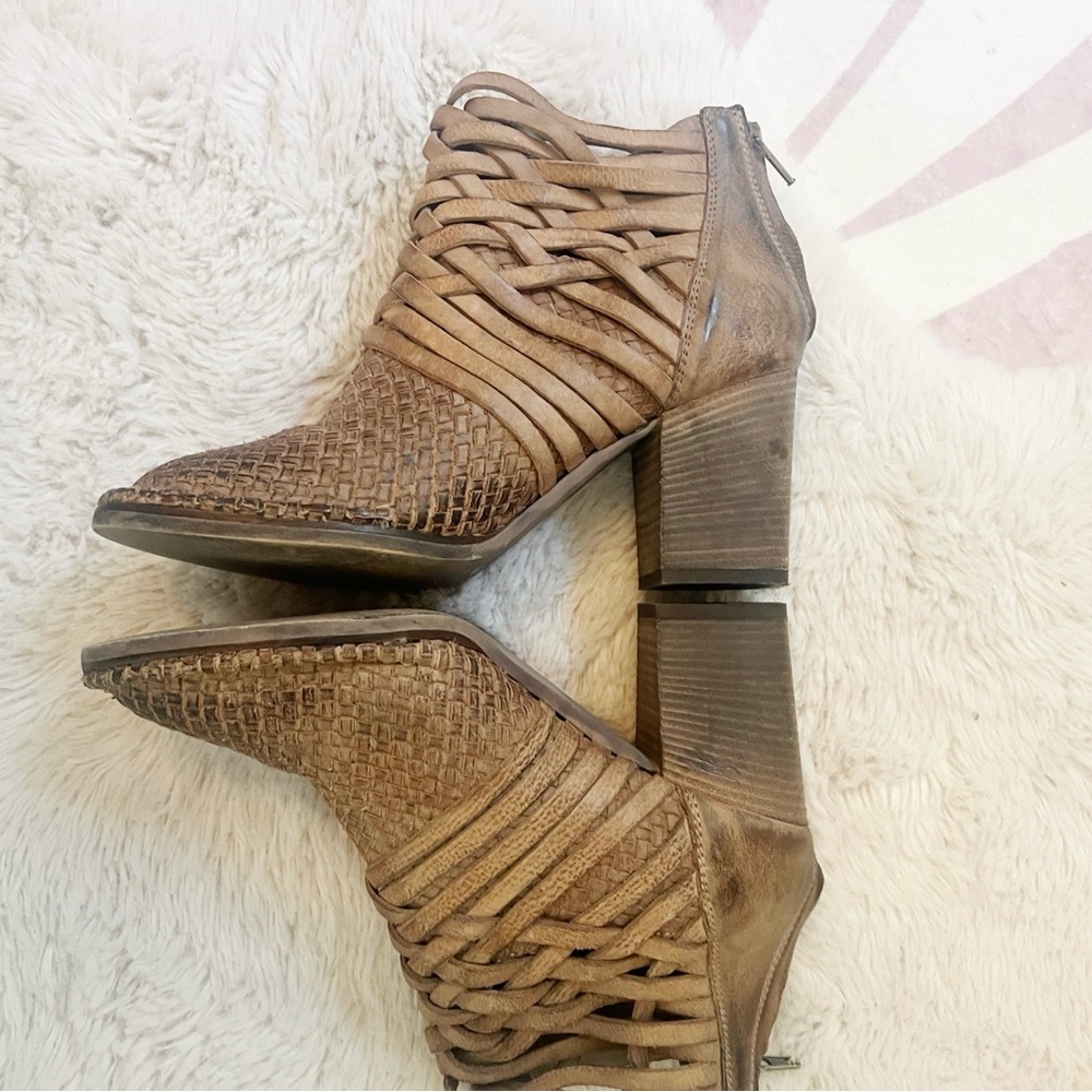 8.5 Sundance Braided Booties - Picture 3 of 6